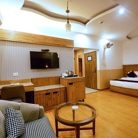 Grand Legacy Beacon, Dehradun Hotel Buitenkant foto