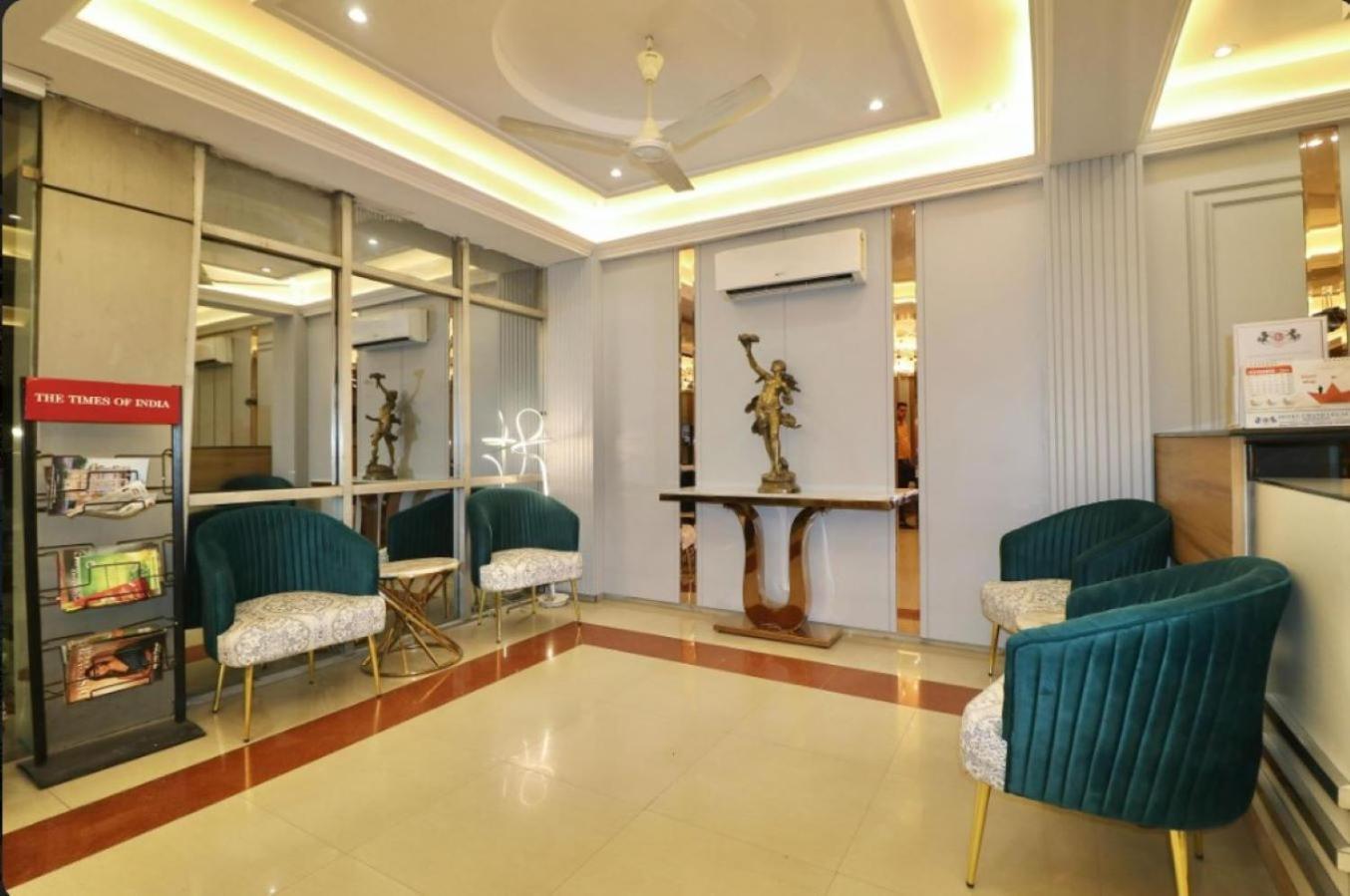 Grand Legacy Beacon, Dehradun Hotel Buitenkant foto